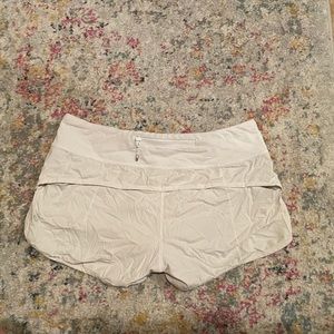 Lululemon speed up low rise 2.5" lined shorts white with nude lining